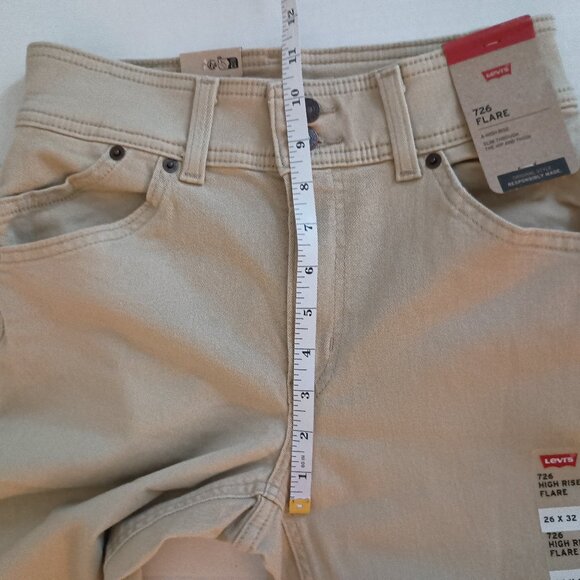 Levi’s 726 High Rise Flare Jeans Tan Size 26x32 NWT - Picture 12 of 16